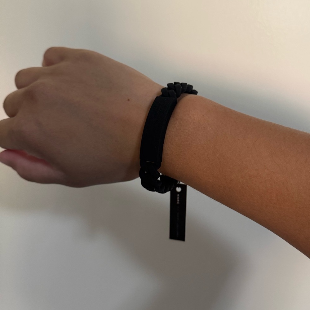 Marc Jacobs Silicone Bracelet Black - Picture 7 of 7